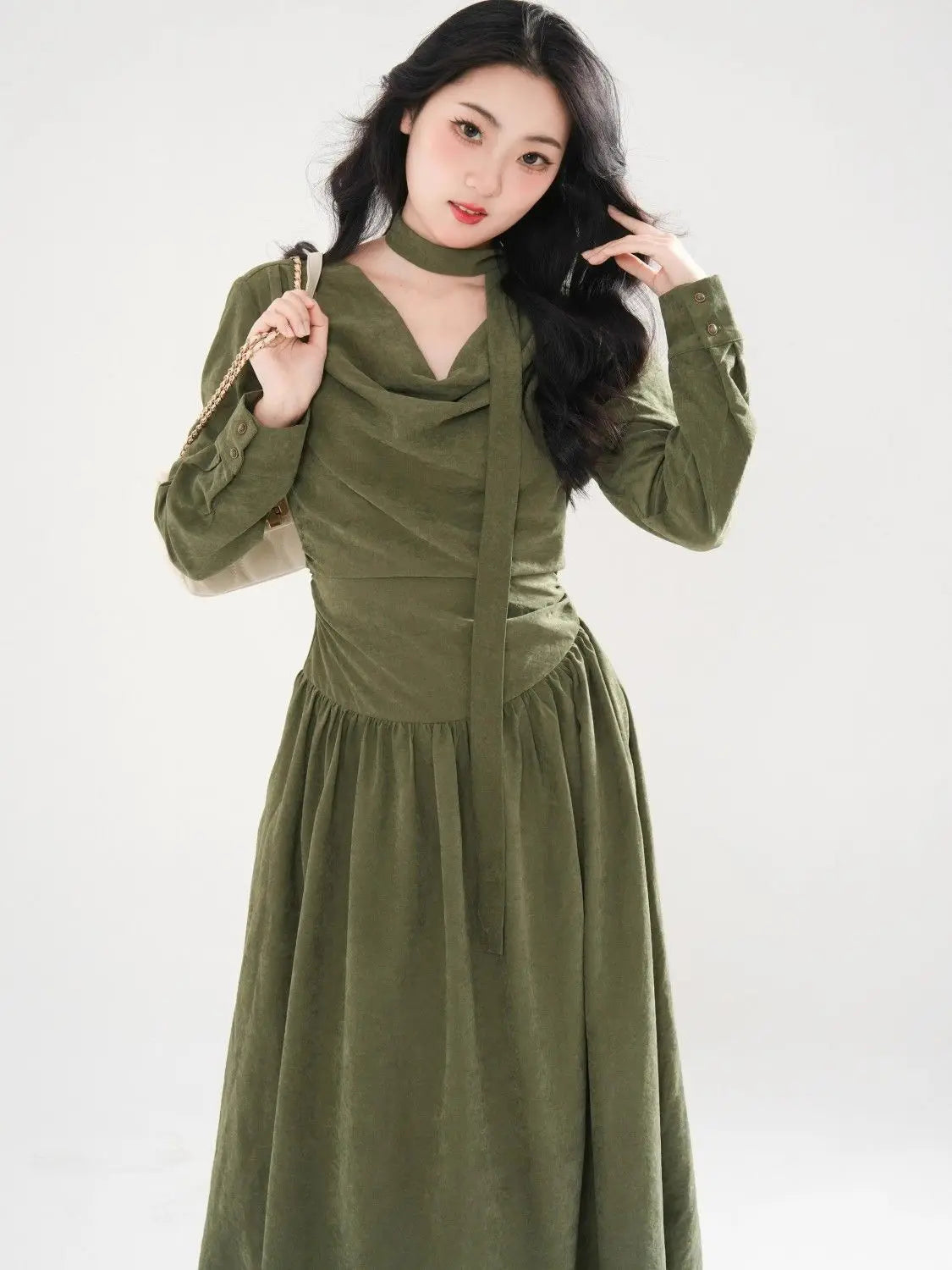 Temperament Long-sleeved Dress for Women with Autumn and Winter New Chinese Lace-up Waist Long Skirt