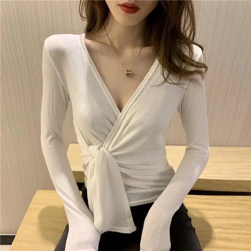 T-shirt Bottoming for Women's Autumn and Winter New Slim Sexy V-neck Cross-stretch Long-sleeved Top